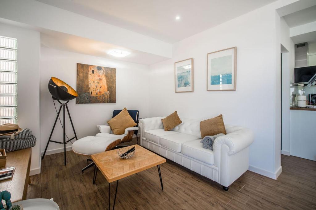 Beachfront Dreamin Apartment Fuengirola
